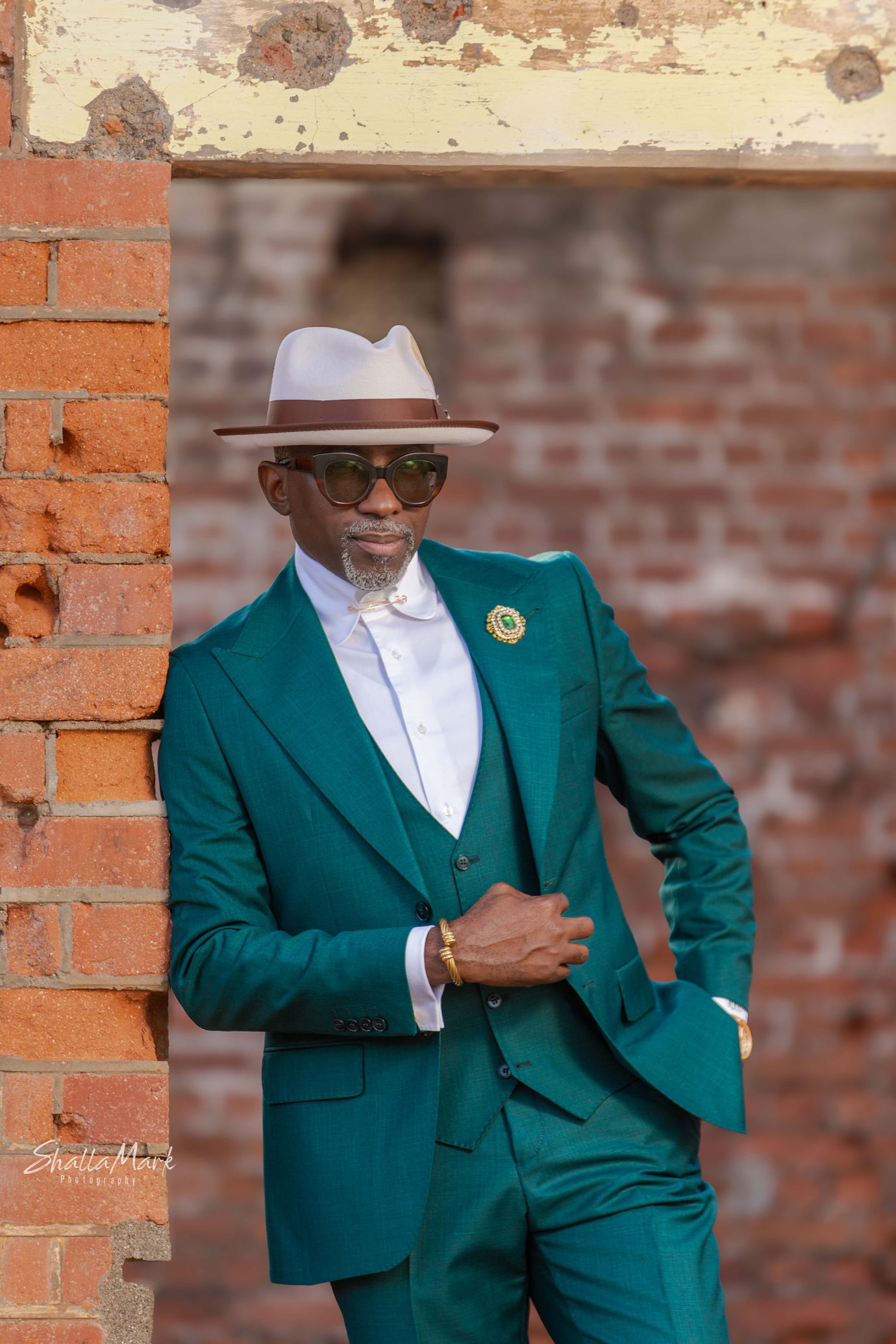 Outcast Collection Hat Bruno Capelo